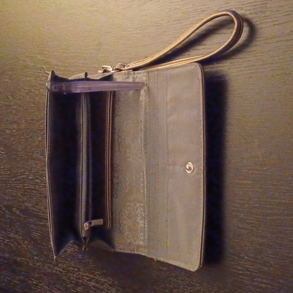 Enzo Angiolini Copper Wallet - Picture 3 of 3